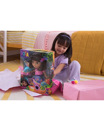 Dora the Explorer Dancing Dora Doll