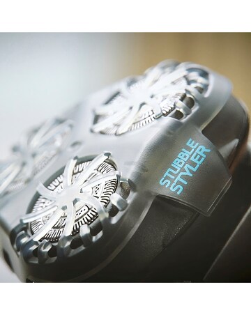 Remington R6 Series Rotary Shaver Aqua