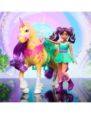 Unicorn Academy Small Ava Doll and Plant Magic Leaf