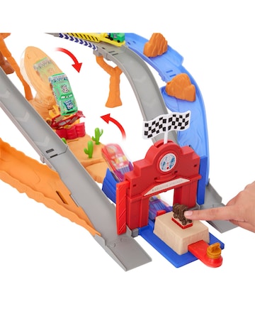 Disney & Pixar Cars Radiator Springs Race & Rescue Playset
