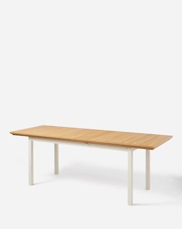 Julipa Ashford Extending Dining Table with 6 Everly Chairs