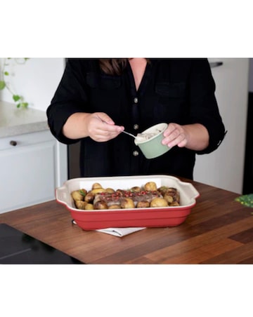 Pyrex Creations Red Ceramic Ovenware Set