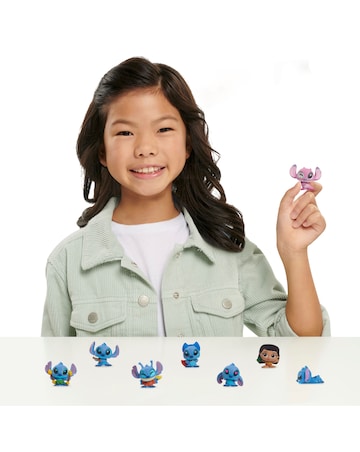 Disney Doorables Stitch Collection Peek
