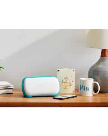Cricut Joy: Compact Cutting and Writing Machine