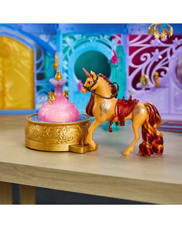 Unicorn Academy Playset Starglow Fountain & Stable