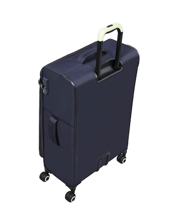 IT Luggage Circulator Medium Suitcase
