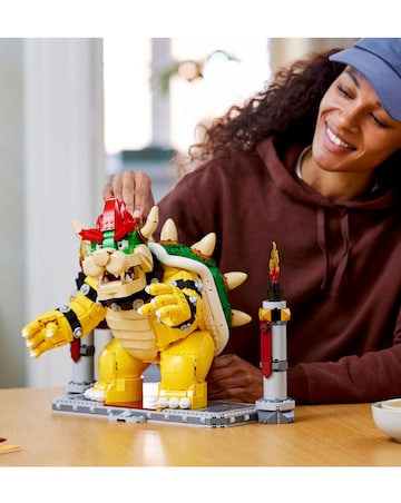 LEGO Super Mario The Mighty Bowser Collectible Figure 71411