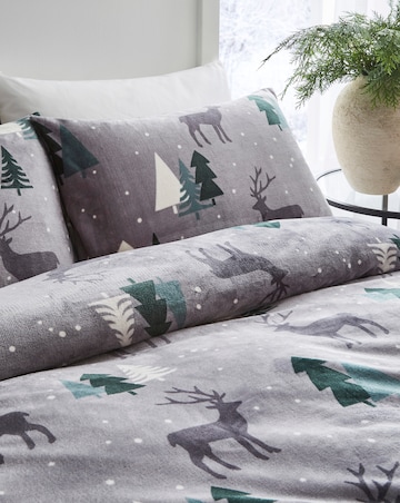 Cosy Stag Fleece Duvet Set