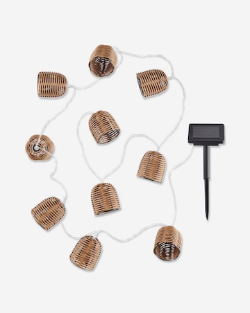 10 Rattan Solar String Lights