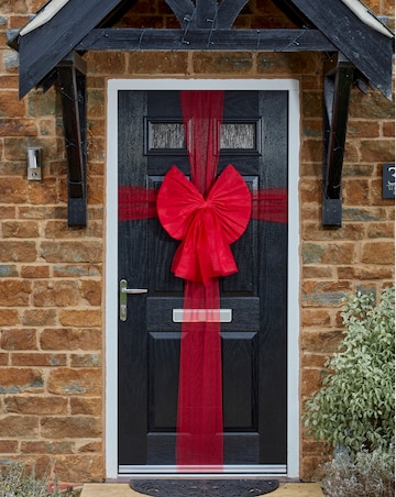 Three Kings Red Door Bow