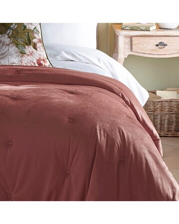 Appletree Austell Velvet Bedspread