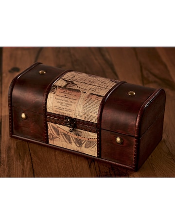 Pirate's Grog Spiced Rum Gift Chest