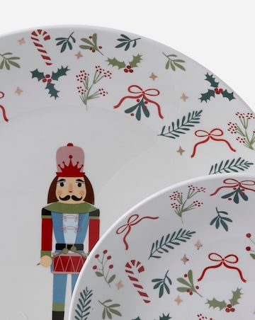 Merry Berries & Bows Nutcracker 12 Piece Dinner Set