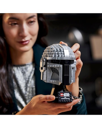 LEGO Star Wars The Mandalorian Helmet Model Adult Set 75328