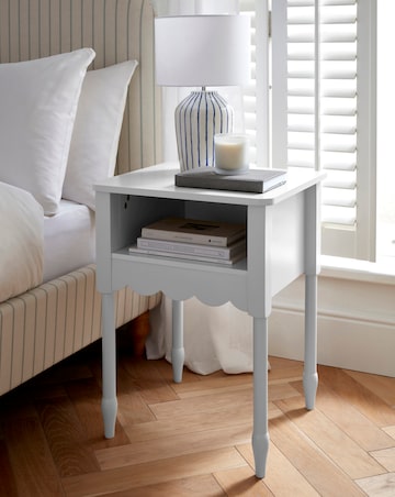 Julipa Dalia Side Table