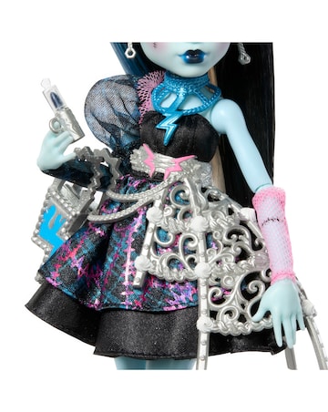 Monster High Scary Sweet Birthday Frankie Stein Doll