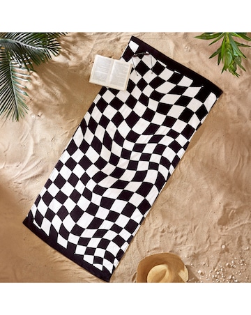 Catherine Lansfield Checkerboard Beach Towel