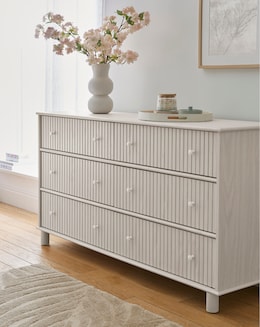 Julipa Latimer Large Chest of Drawers