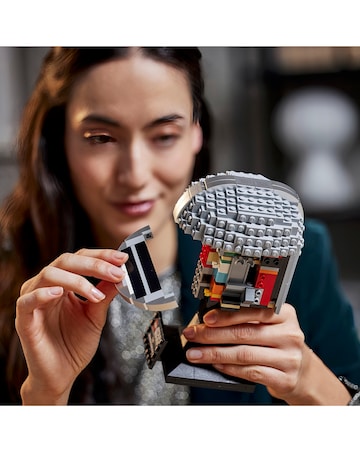 LEGO Star Wars The Mandalorian Helmet Model Adult Set 75328