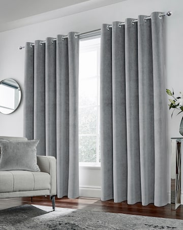 Hampton 100% Blackout Eyelet Velvet Curtain
