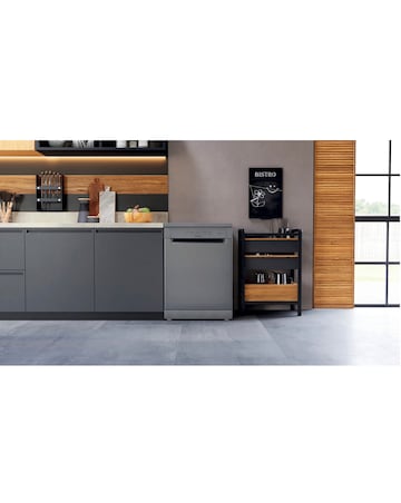 Hotpoint H2F HL626 X UK Freestanding Full Size Dishwasher + Install