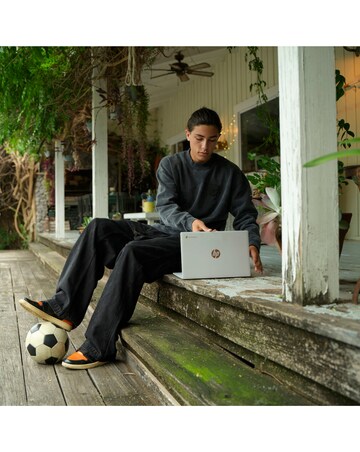 HP Chromebook 14 - 14a-nf0003na 15in Intel N100 4GB 128GB Windows 11