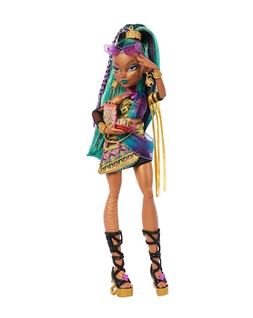 Monster High Doll Nefera De Nile with Pet Fashion Doll