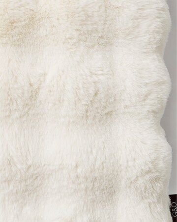 Bubble Faux Fur Cushion - Ivory