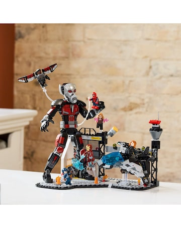 LEGO Marvel Captain America: Civil War Action Battle Buildable Playset 76314