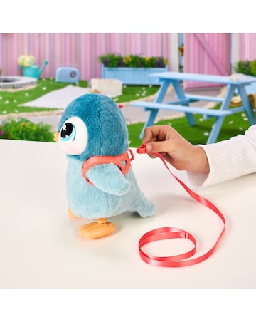 Little Live Pets My Walking Penguin - Waddles