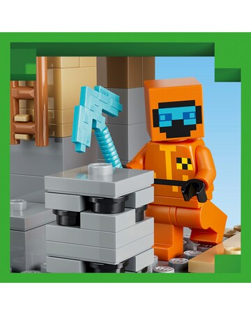 LEGO Minecraft Zombie Dungeon