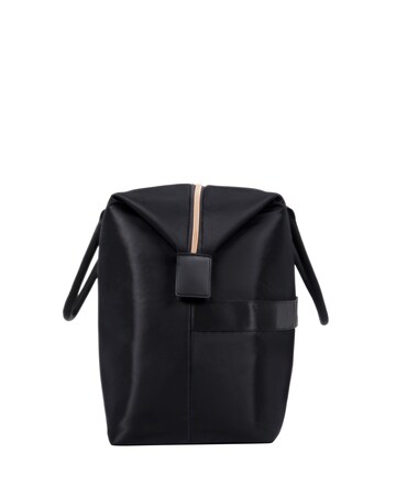 IT Luggage Charmer Travel Holdall with Shoulder Strap