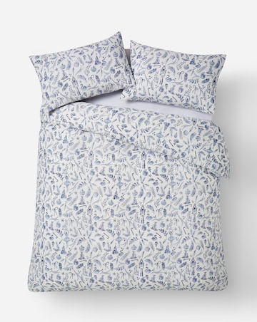 Festive Vintage Toile Duvet Cover Set