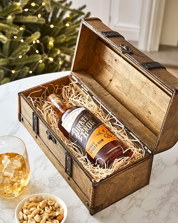 Pirate's Grog Honey Spiced Rum Gift Chest