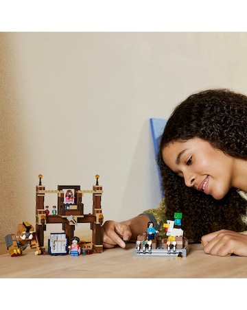 LEGO Minecraft Woodland Mansion Fighting Ring Gamer Toy with Mob Figures 21272