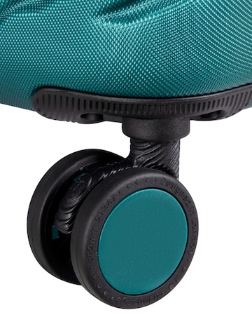 IT Luggage Pleating Medium Suitcase