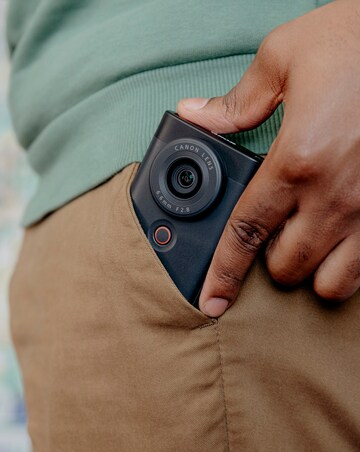 Canon PowerShot V10 Video Camera Vlogging Kit - Black