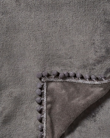 Pom Pom Soft Fleece Throw