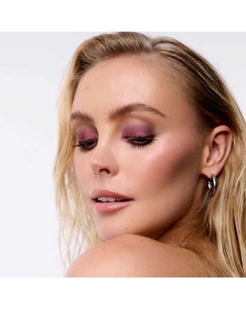 Wonderskin IYKYK Eyeshadow Stick - Vixen