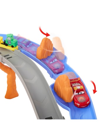 Disney & Pixar Cars Radiator Springs Race & Rescue Playset