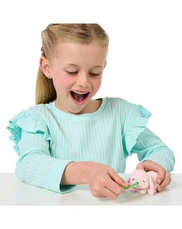 Little Live Pets Mama Surprise S4 Mini Playset Bunny