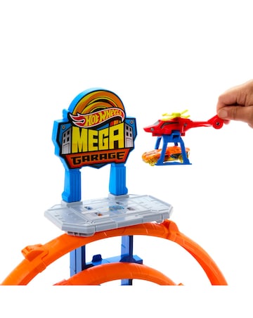 Hot Wheels City Mega Loop Garage