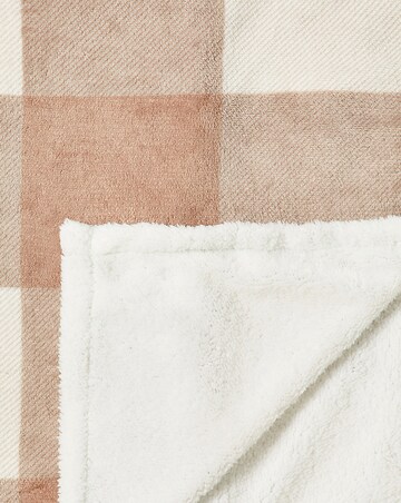 Fleece Checked Throw