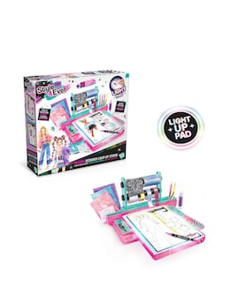 Style 4 Ever Fashion Designer Light Up Studio