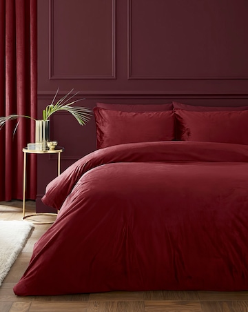 Catherine Lansfield Kingsley Matt Velvet Duvet Set