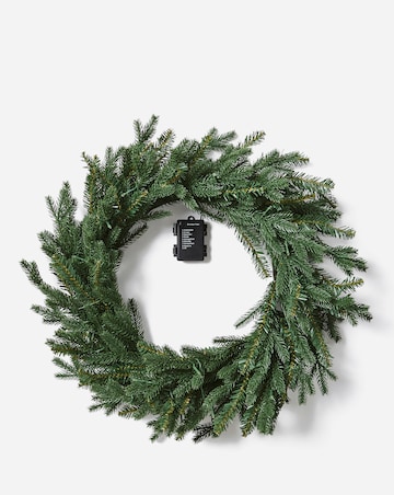 Helsinki Pre Lit Real Look Wreath