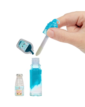 Yummiland Large Doll + Lipgloss Pet- Callie Birthday Cake