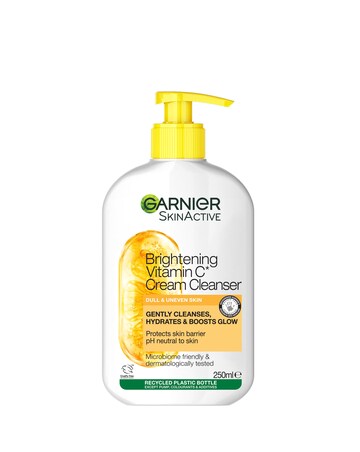 Garnier Skin Active Vitamin C Brightening Foam Cleanser
