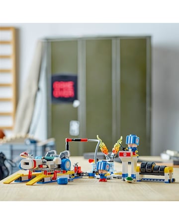 LEGO Super Mario: Mario Kart - Toad's Garage Toy Set 72035