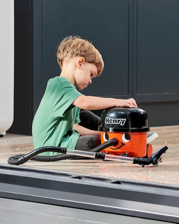 Casdon Toy Henry Vacuum Cleaner